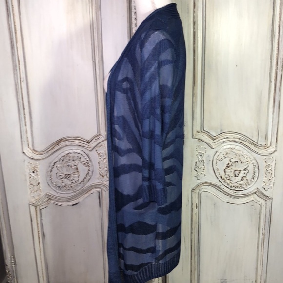 Travelers Collection By Chico’s 100% Rayon Navy Lightweight Cardigan Size 0 - Picture 8 of 12